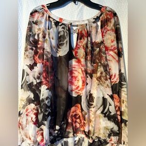 Jennifer Lopez Blouse/Top Size M Floral
